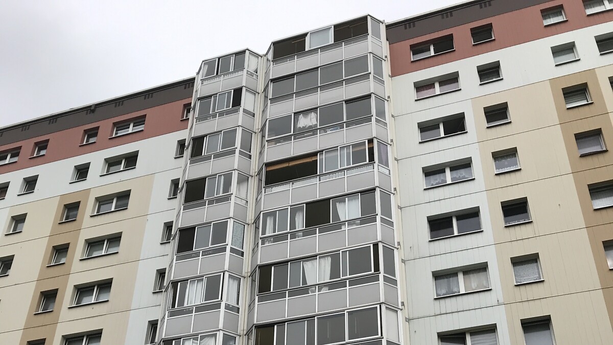 Balkone auf der Hausfront